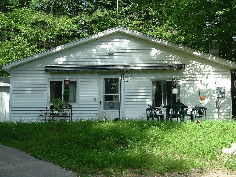 2nd image of 2189 Nichols Rd