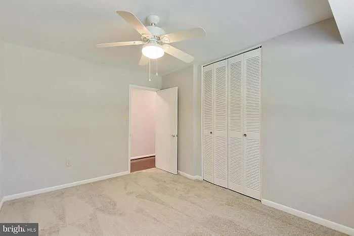 10626 Weymouth St #102 — Photo 2