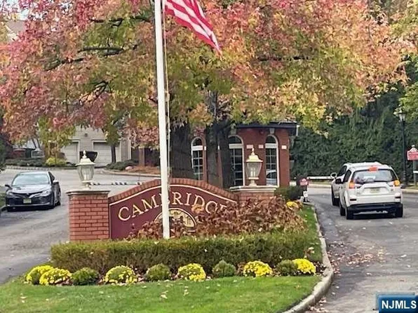232 Cambridge Dr, Ramsey, NJ 07446