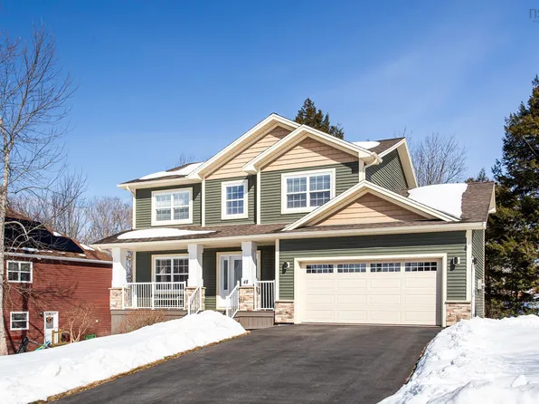 48 Acadia Dr, Kentville, NS B4N 5E1