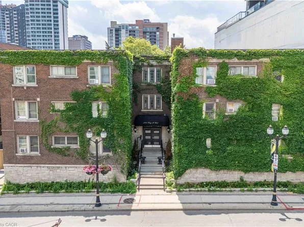 285 King St W #4, Hamilton, ON L8P 1B2