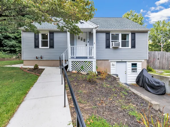 3 Rocky Glen Street, Seymour, CT 06483