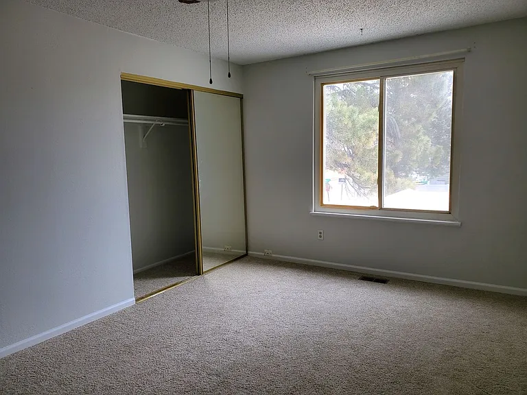 11891 Monroe Way — Photo 14