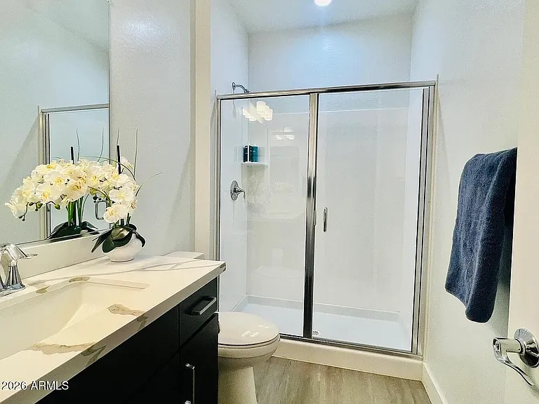 8513 W Rancho Dr — Photo 11