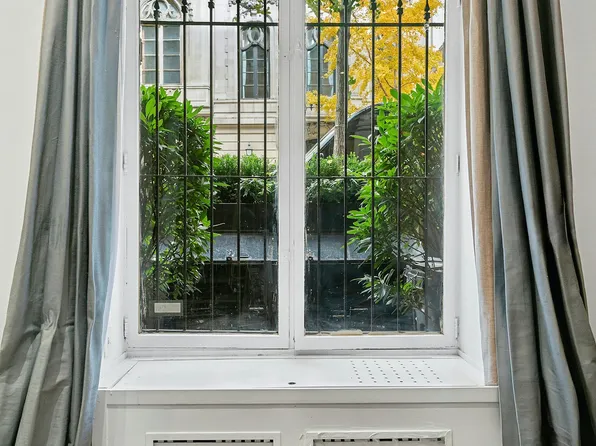 18 East 63rd Street image 1 of 9