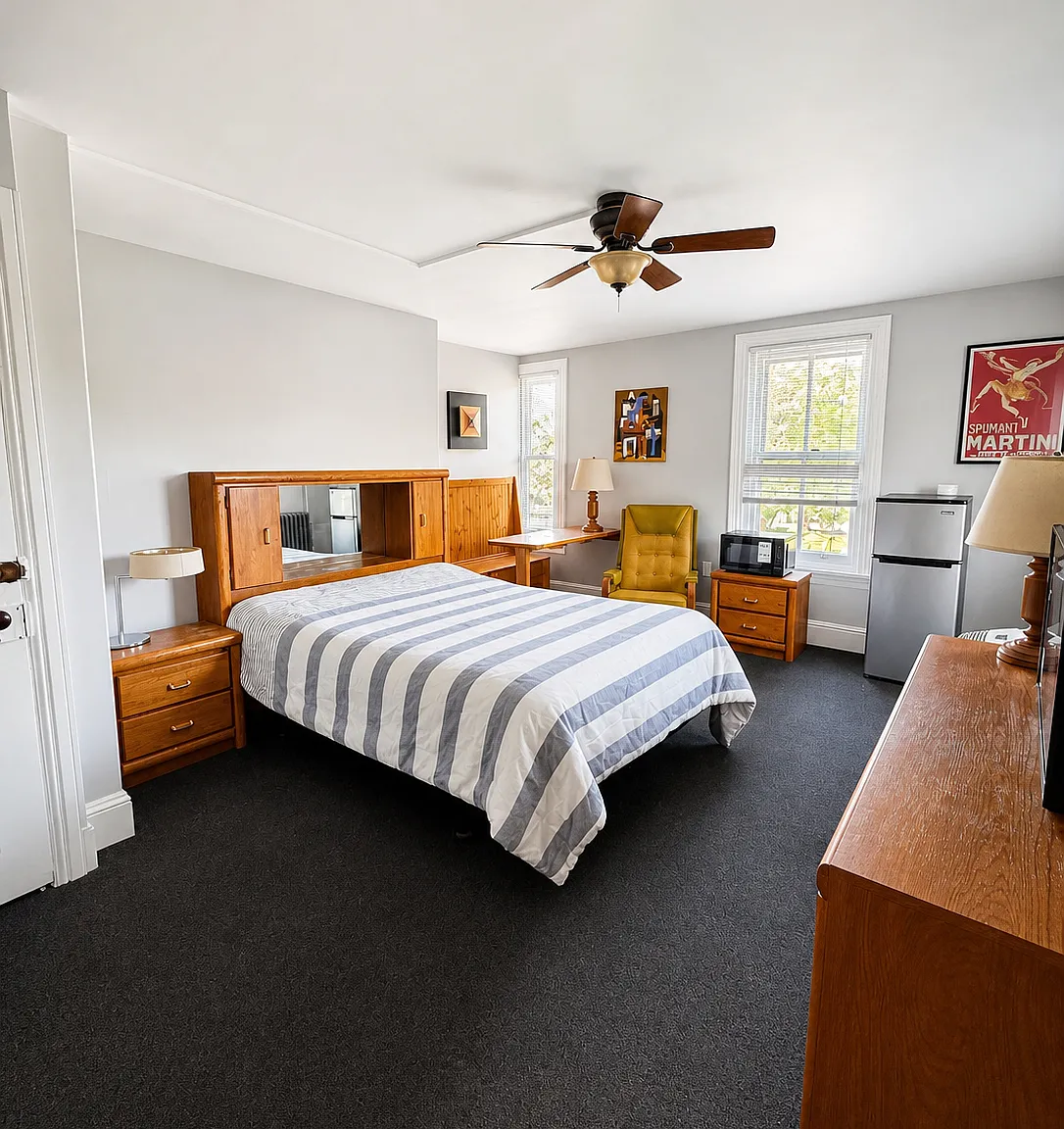 Studio, 250 sqft, $850 — Photo 1