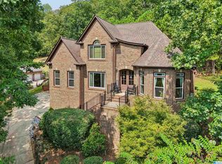 7930 Wynwood Rd, Trussville, AL 35173