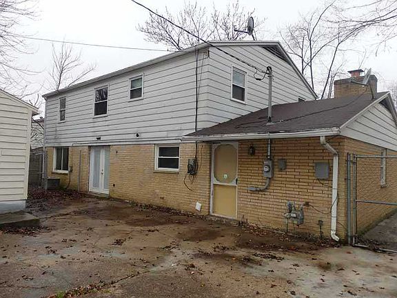 2nd image of 6834 Hubbard Dr