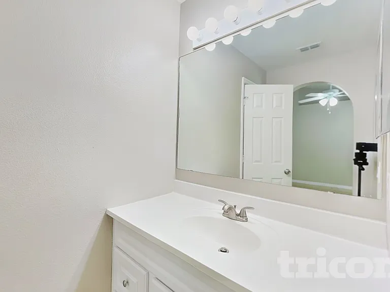 11621 Ivy Flower Loop — Photo 8