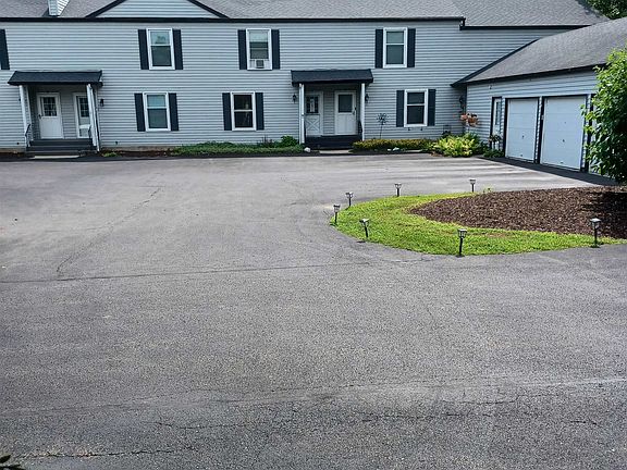3rd image of 4621 High Point Dr #6