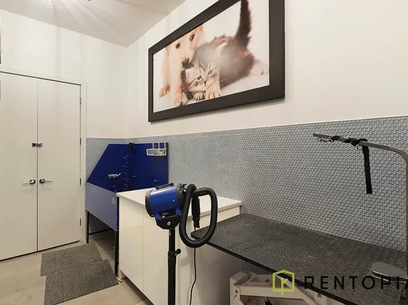 338 Evergreen Avenue image 11 of 27