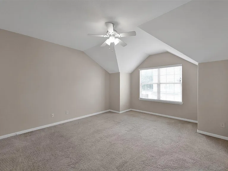 180 Binnacle Ct #B — Photo 11