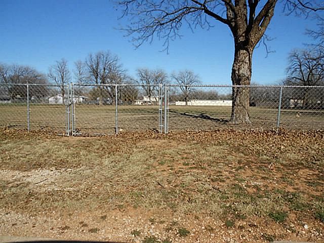 2nd image of 742 Berry Ln