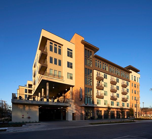 1st image of 4650 McKinney Ave APT 4