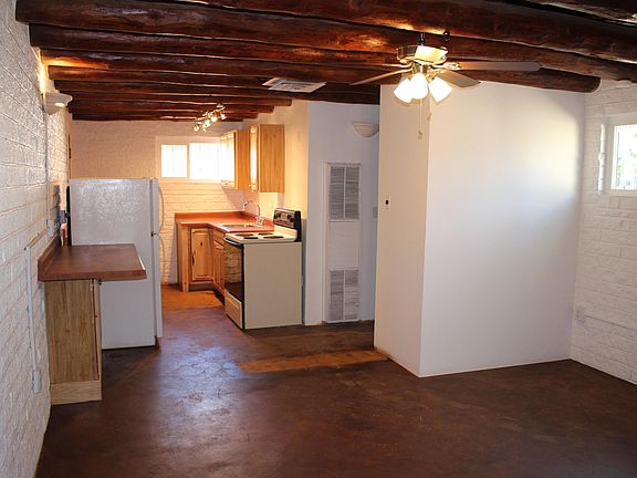 5th image of 2125 Eton Ave SE #B