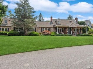253 Melbury Rd, Babylon, NY 11702