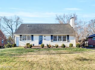 814 Beechwood Rd, Woodlawn Park, KY 40207