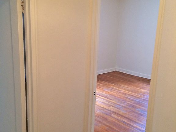 4th image of 8343 118th St APT 5M