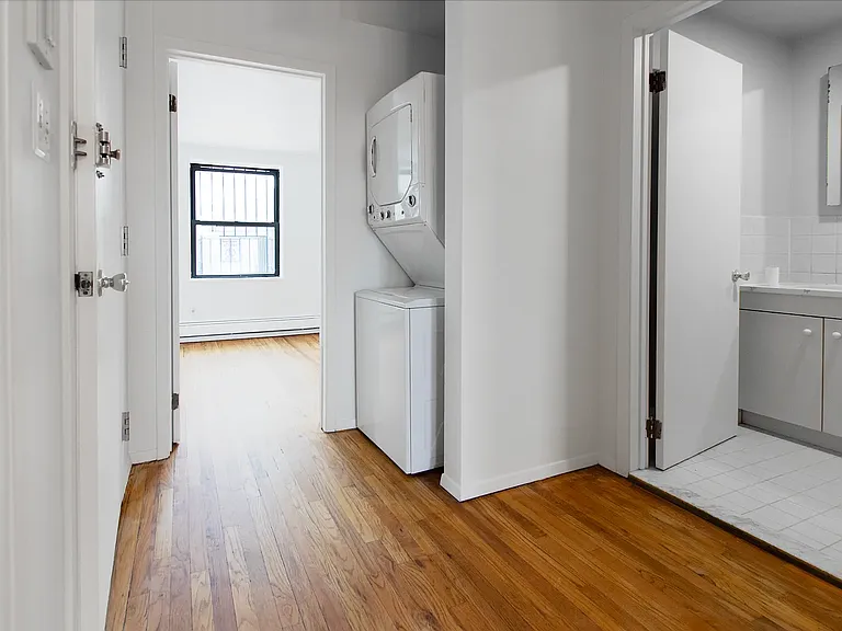 271 Columbia St #3 — Photo 6