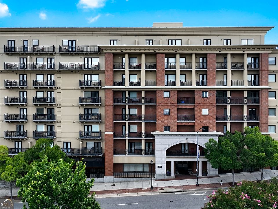 1st image of 250 Broad St #612