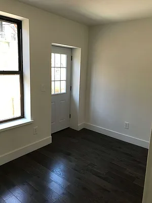 Rented by Flatiron Real Estate Advisors LLC | media 16