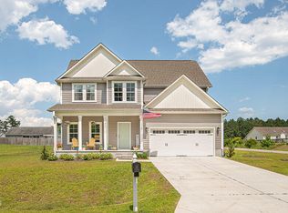 411 Sundown Ct, Hubert, NC 28539