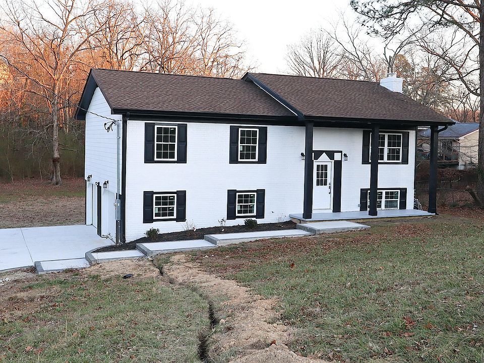1st image of 2512 Maplewood Dr