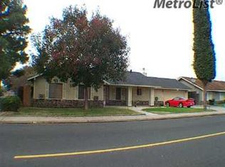 1325 Moffett Rd, Modesto, CA 95351