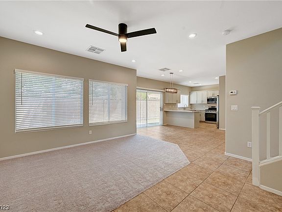 5th image of 1010 Sunny Acres Ave