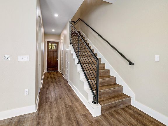 5th image of 1700 Cedar Bend Dr #A