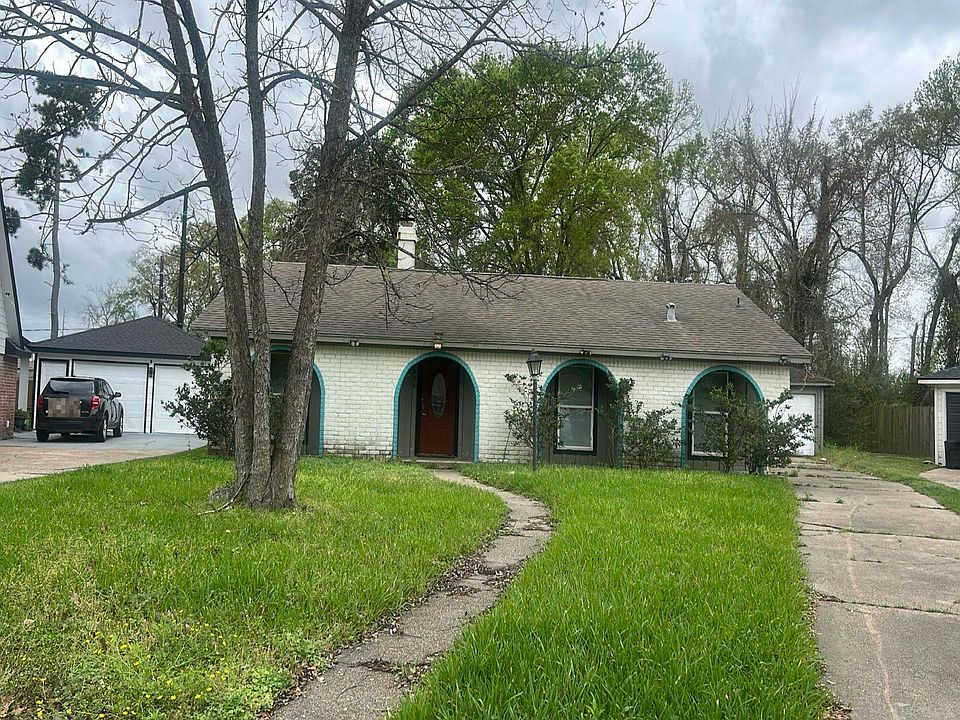 1st image of 1738 Hollyberry Dr