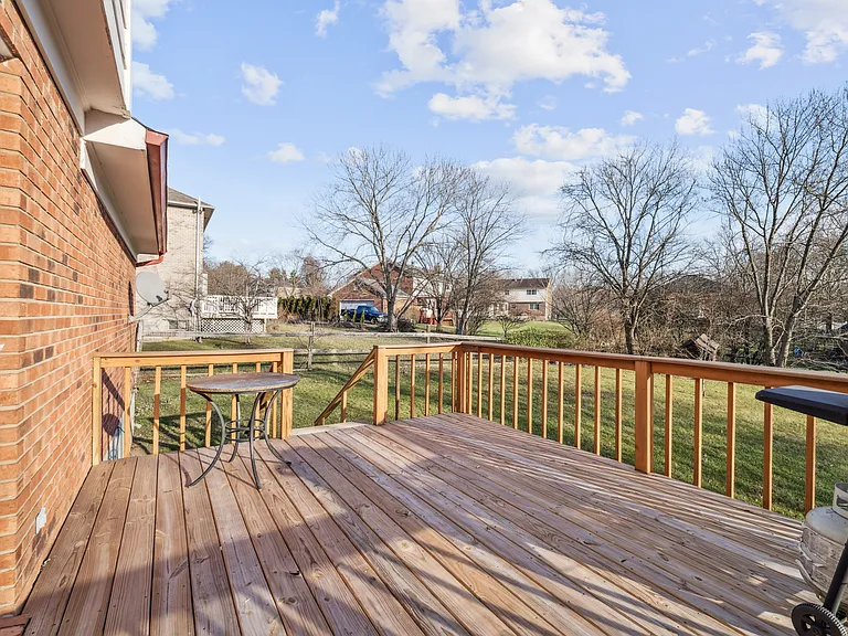 7489 Fitzroy Ct — Photo 44