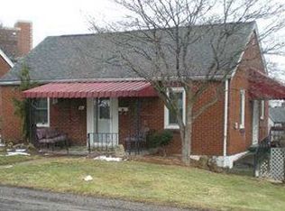 44 Leet St, Washington, PA 15301