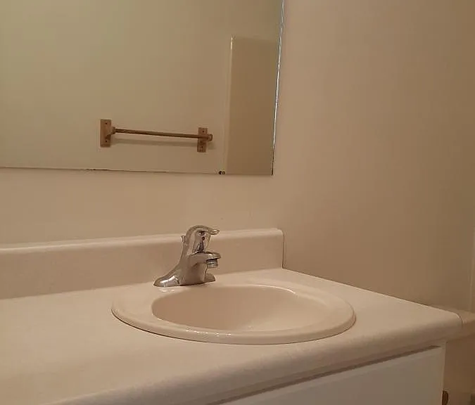 1002 Scotland Rd — Photo 13