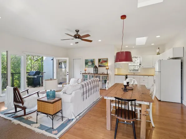 151 Fetters Avenue, Sonoma, CA 95476