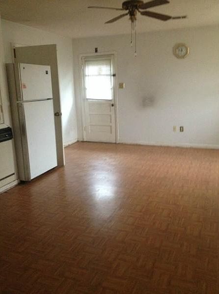 1st image of 108 Evergold Ln