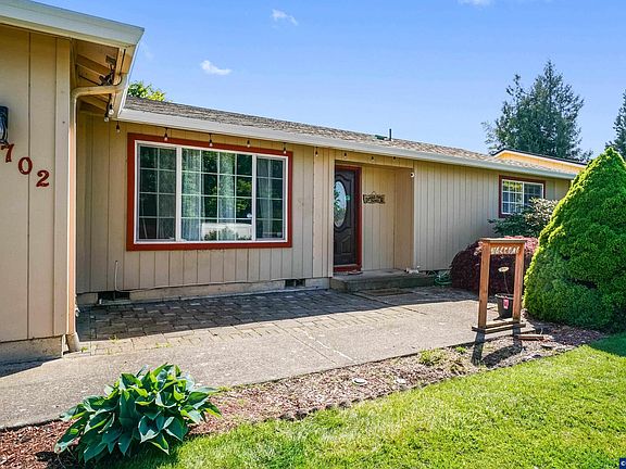 5th image of 4702 Settlers Dr NE