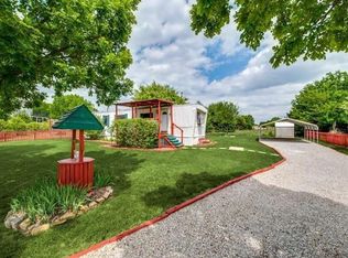 811 Lloyds Rd, Little Elm, TX 75068