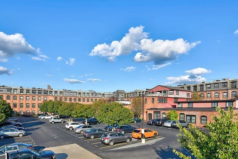 21 Linden St #212 — Photo 37