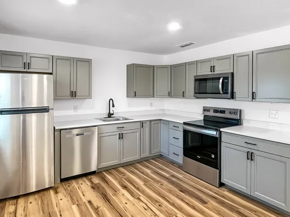 7328 Gillis Johnson St #7328B, Fort Worth, TX 76179