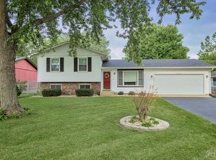 9708 Jean Dr, Hebron, IL 60034