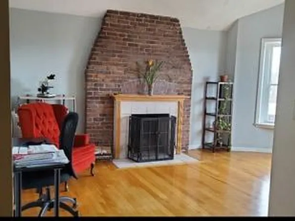 154 Harvard St, Brookline, MA