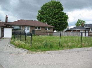 23497 Woodbine Ave #1, Georgina, ON L4P 0L5