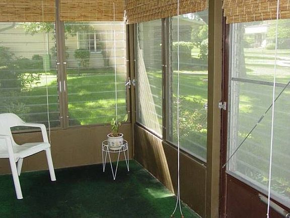 5th image of 7423 Clarendon Ct