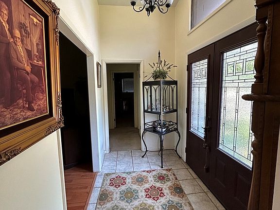 4th image of 807 Northside Dr