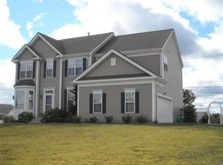 2 Moraski Ln, Plymouth, MA 02360