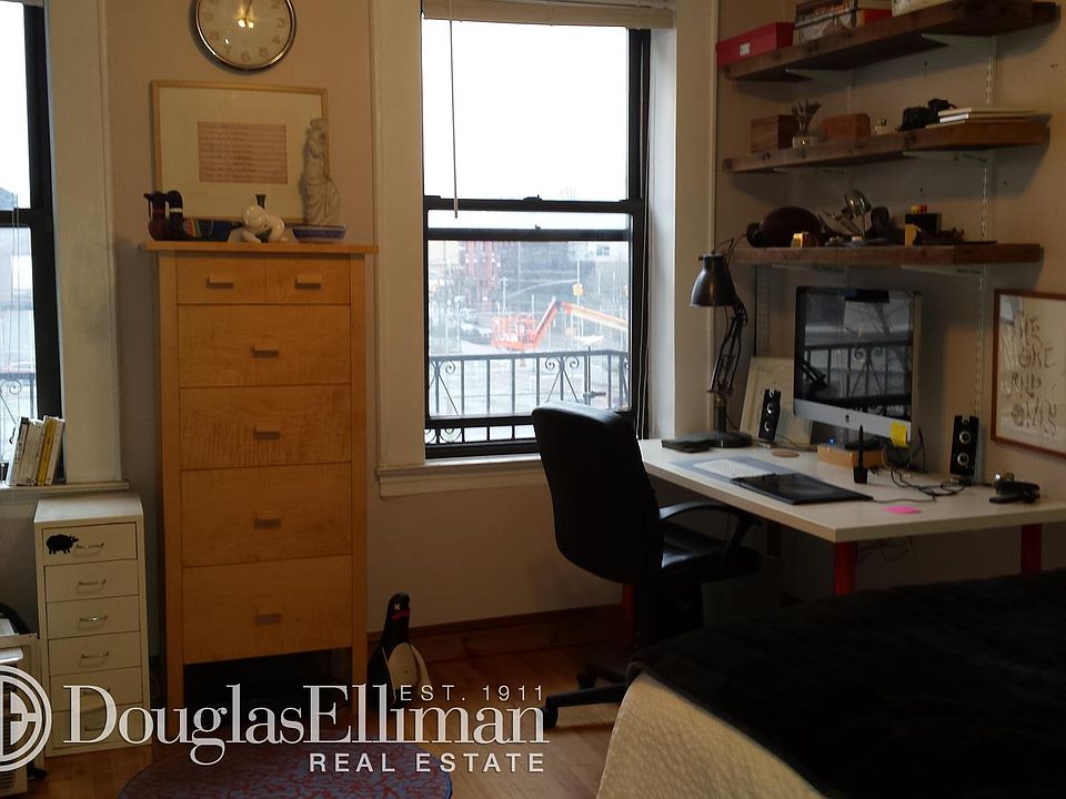 2nd image of 191 N 5th St APT 4R
