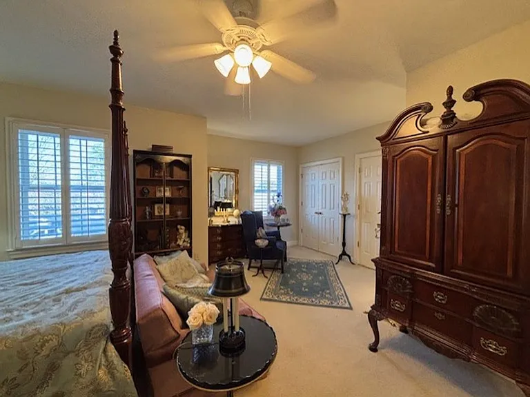 1005 Draketail Ln — Photo 52