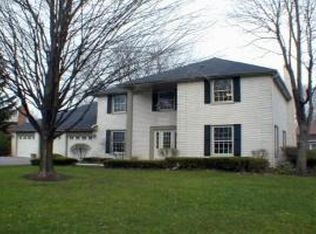 117 Dickinson Dr, Wheaton, IL