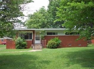 3826 Blandwood Dr, Charlotte, NC 28217